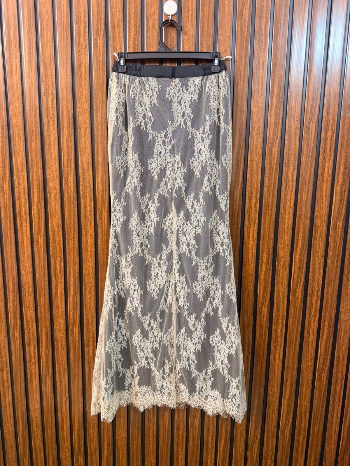 Waist 28  Length 43  Fabric Net And Silk Women's Trend Skirt