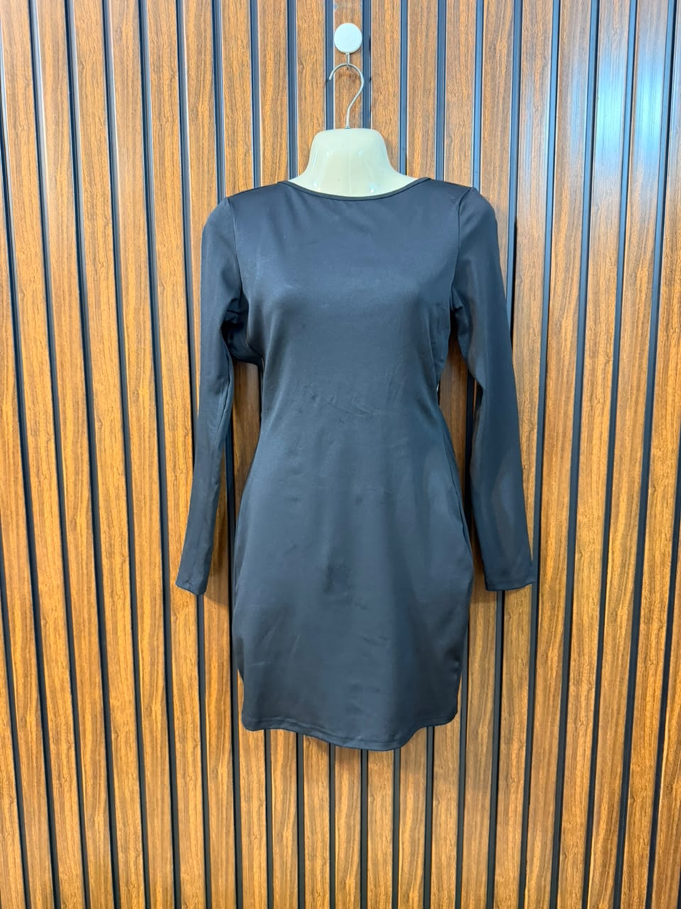Chest 17  Length 29  Fabric Silk Jersey Beautiful Women's Mini Dress