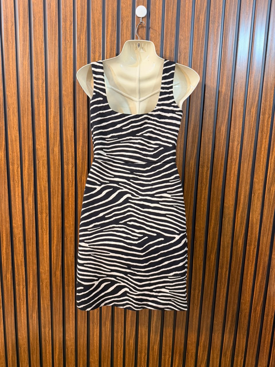 Chest 17  Length 36  Fabric Silk Jersey Branded Ladies Mini Dress