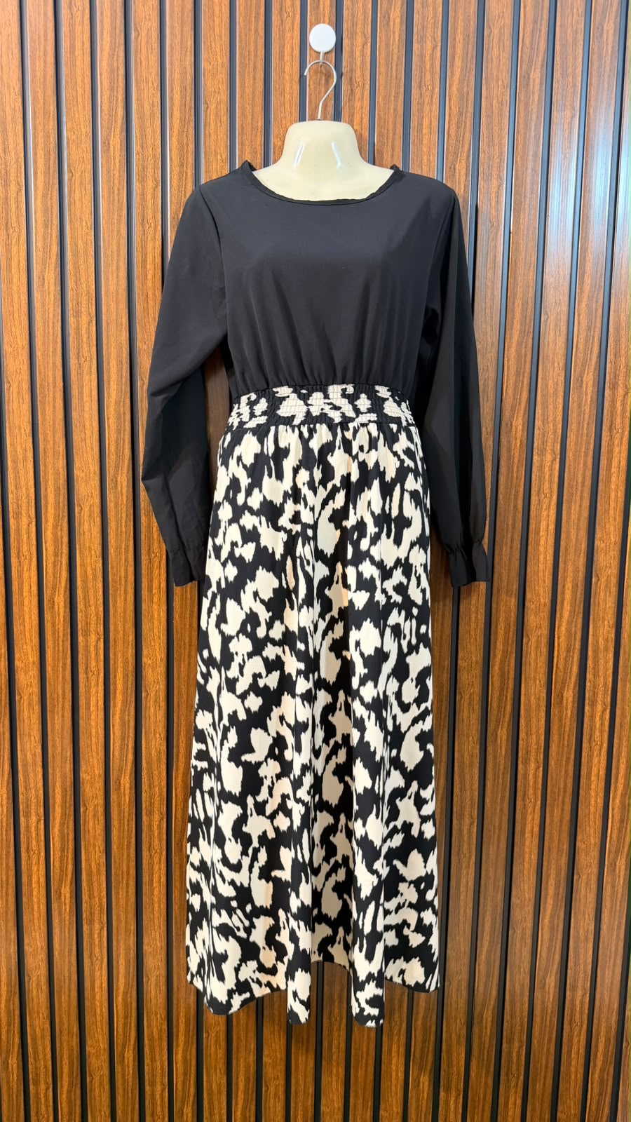Chest 17  Length 49  Fabric Chiffon And Silk Women's Long Maxi Range