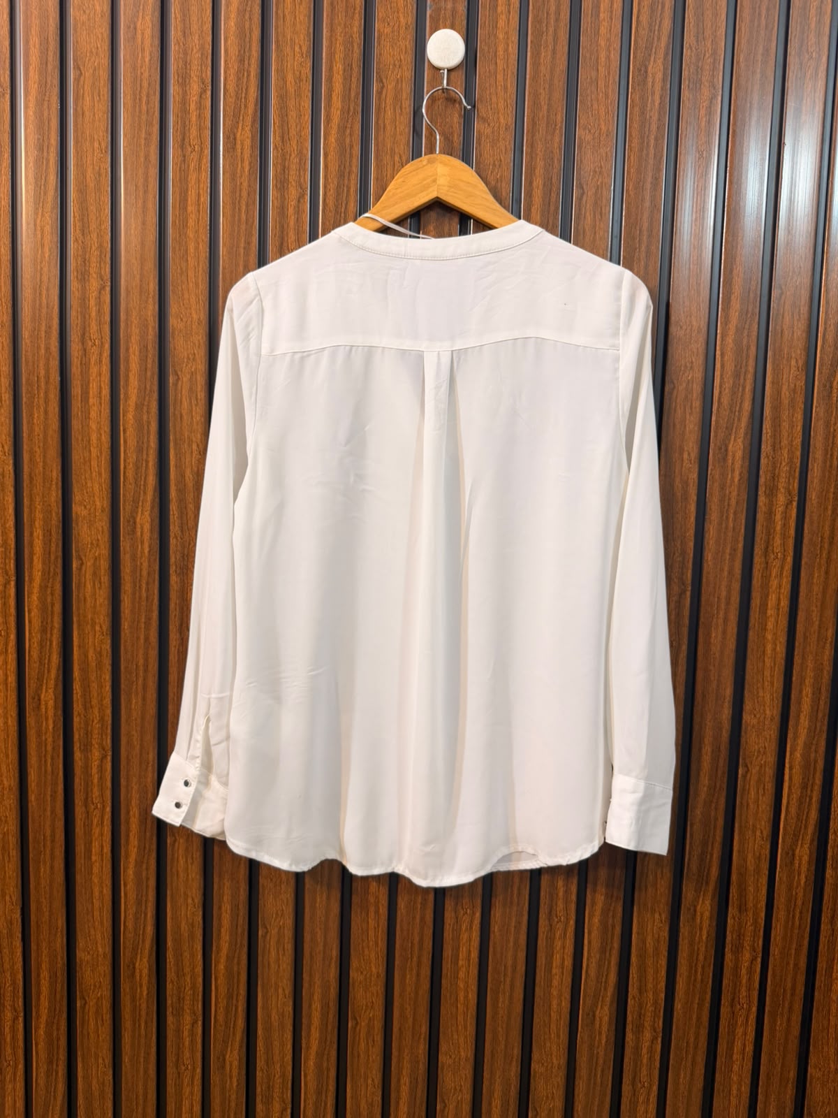 Chest 19  Length 25  Fabric Chiffon Stylish Women's Full Sleeve Top