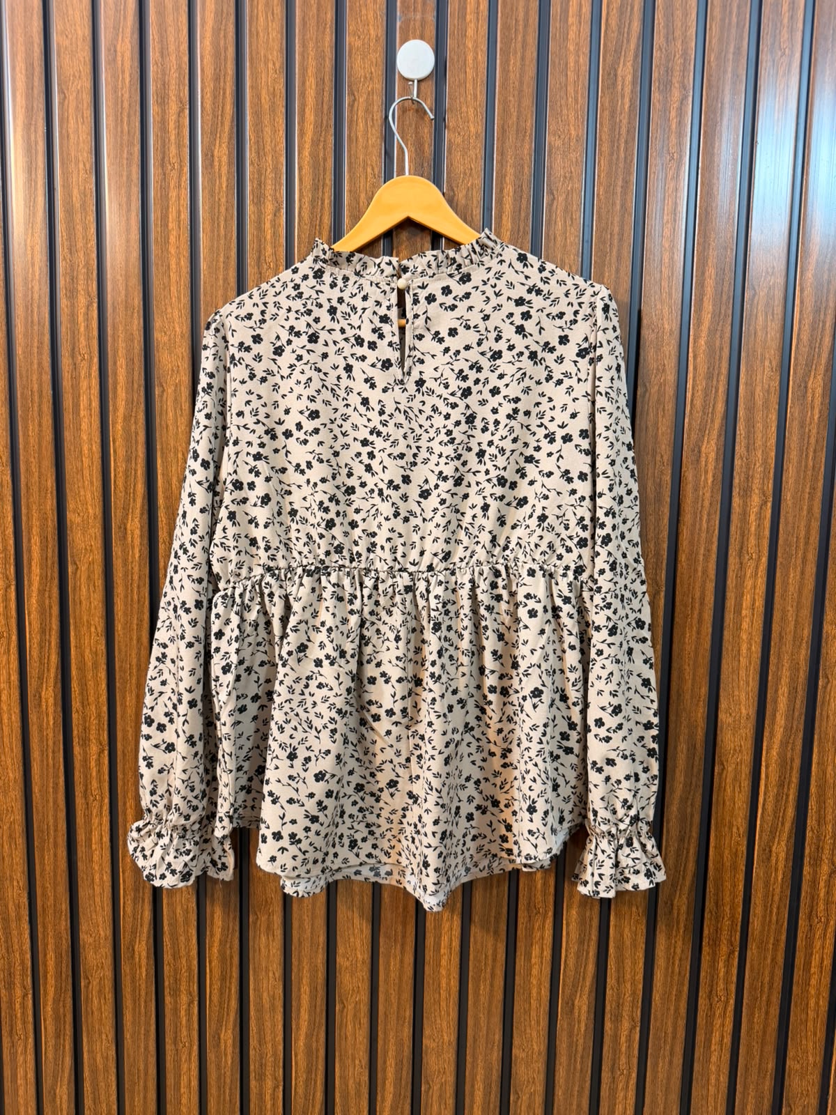 Chest 19  Length 26  Fabric Silk Exclusive Women's Full Sleeve Top