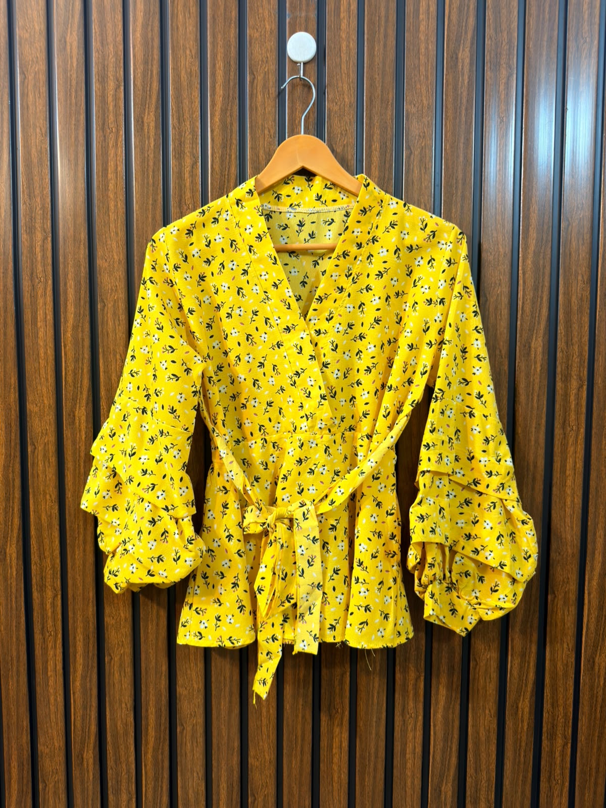 Chest 17  Length 23  Fabric Chiffon Women's Quality Full Sleeve Top