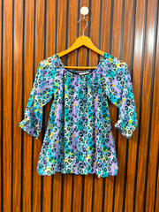 Chest 14  Length 21  Fabric Chiffon Women's Fashion Essentials