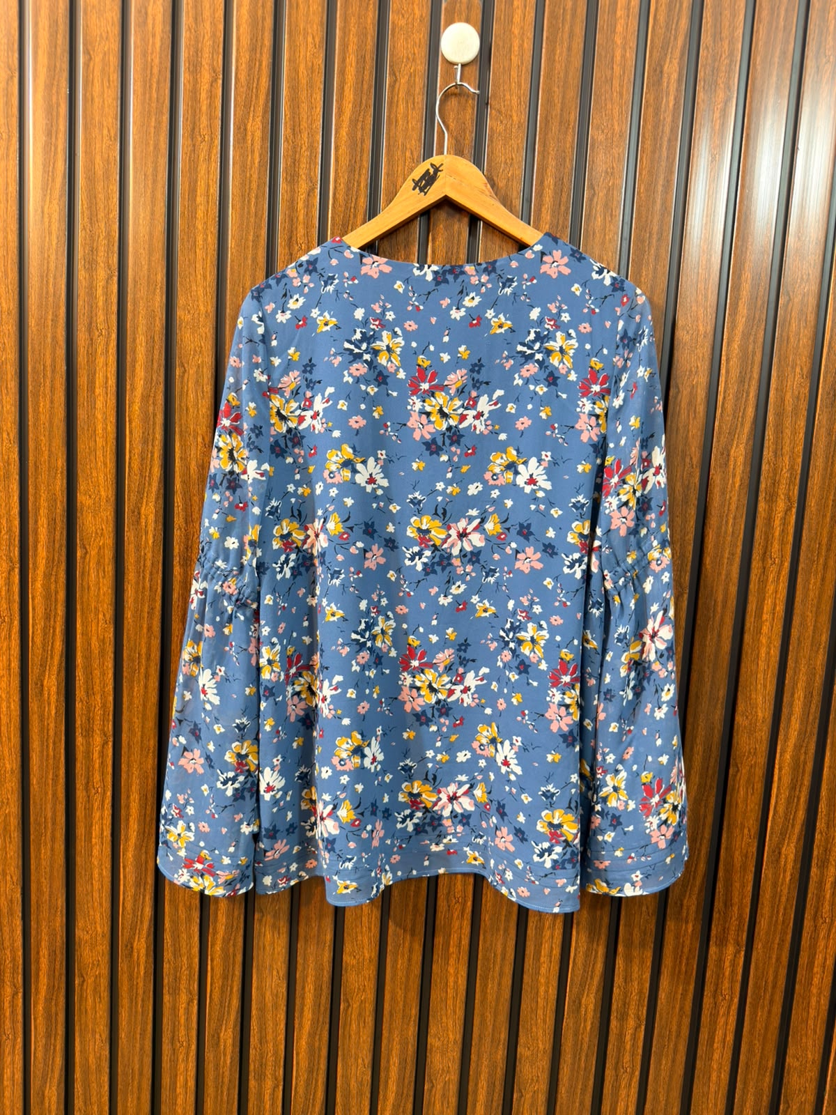Chest 19  Length 26  Fabric Chiffon Women's Branded Fashion Wear