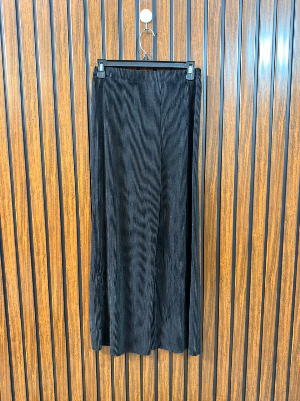 Waist 30  Lenght 39  Fabric Silk Imported Western Women's Trouser