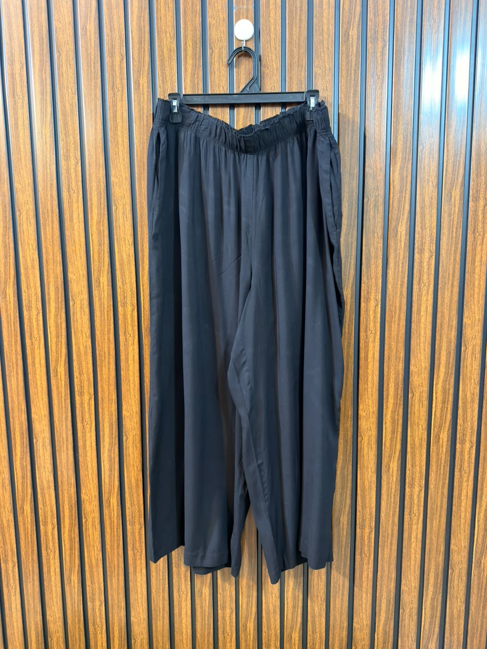 Waist 40  Lenght 37  Fabric linen Premium Western Women's Trouser
