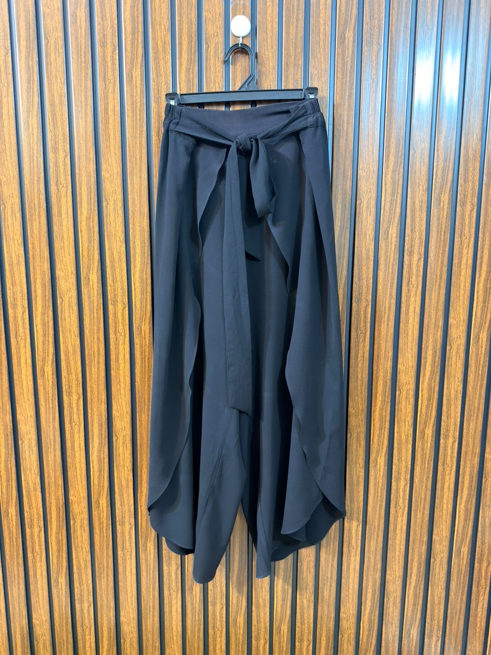 Waist 38  Lenght 38  Fabric Chiffon  Side Cut Style Original Western Women's Trouser