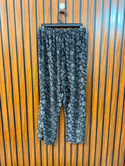 Waist 32  Lenght 34  Fabric Silk Jersey Women's Smart Trouser