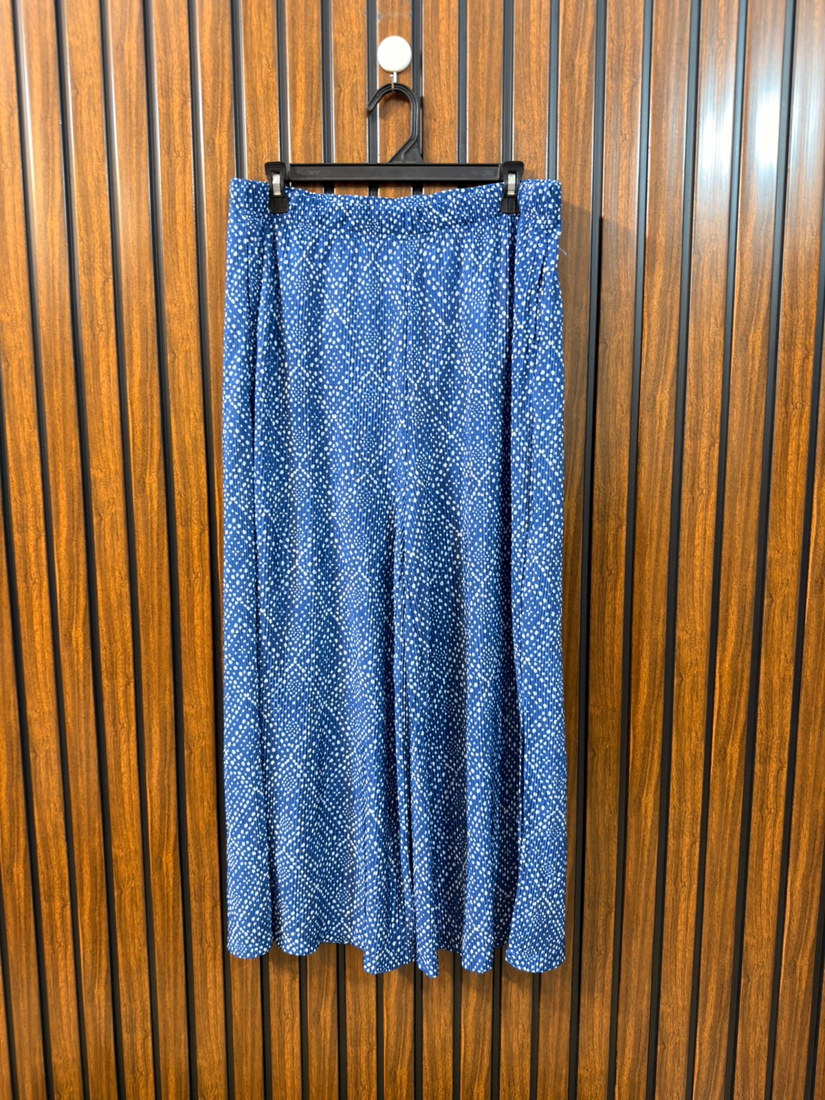 Waist 38  Lenght 36  Fabric Silk Women's Modern Trouser