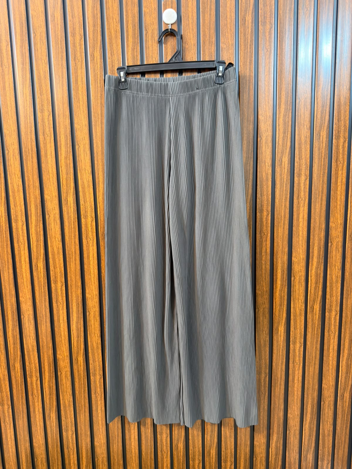 Waist 34  Lenght 40  Fabric Silk Ladies Everyday Trouser