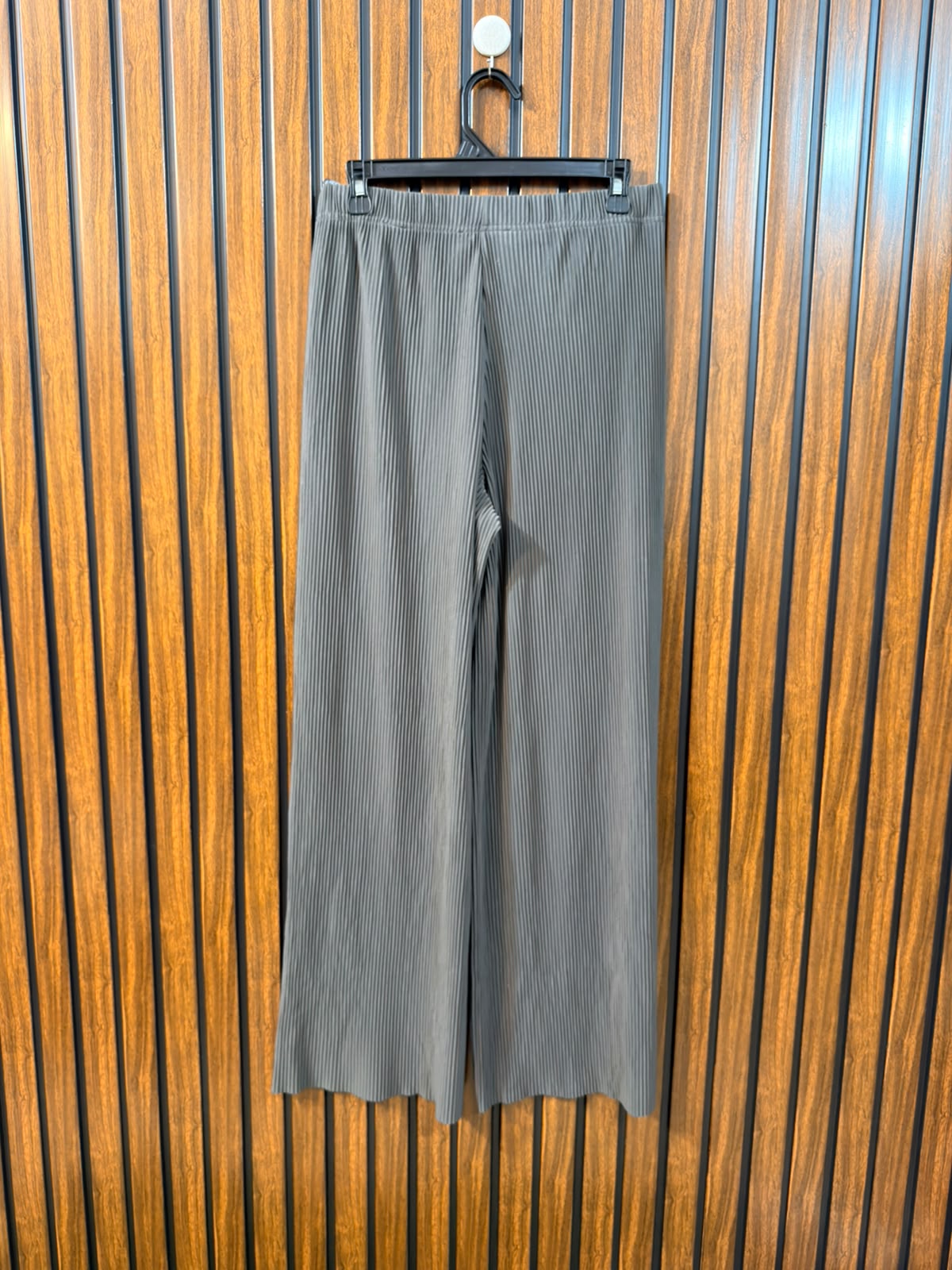 Waist 34  Lenght 40  Fabric Silk Ladies Everyday Trouser