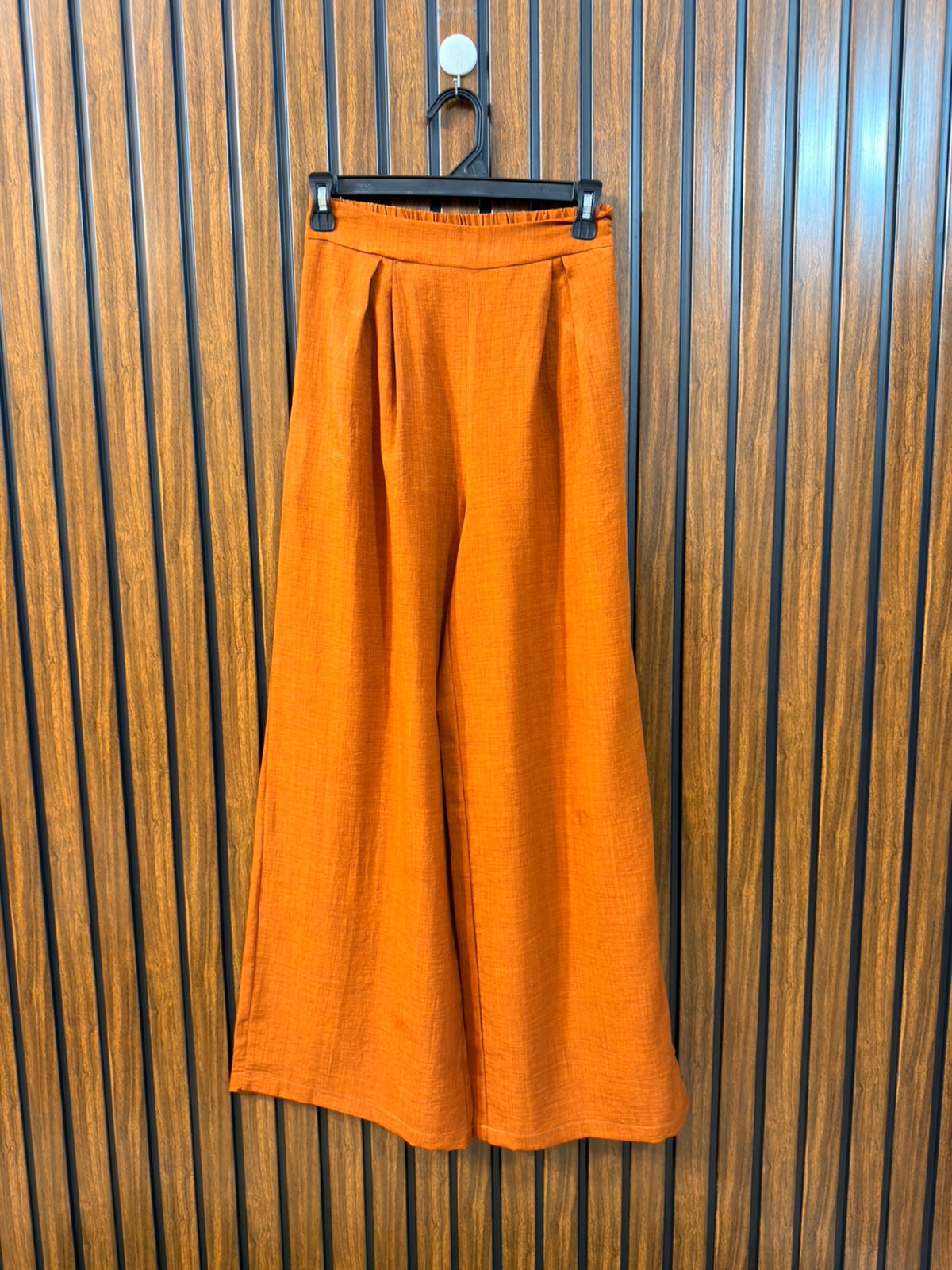 Waist 26  Lenght 39  Fabric Cotton Silk Western Collection Trouser
