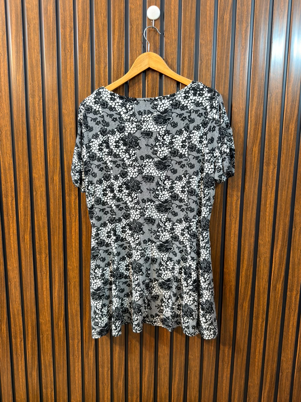 Chest 23  Lenght 30 Premium Ladies T-Shirt