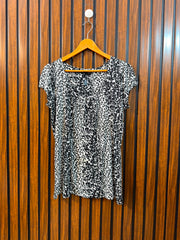 Chest 20  Lenght 25 Ladies Fashion Tee