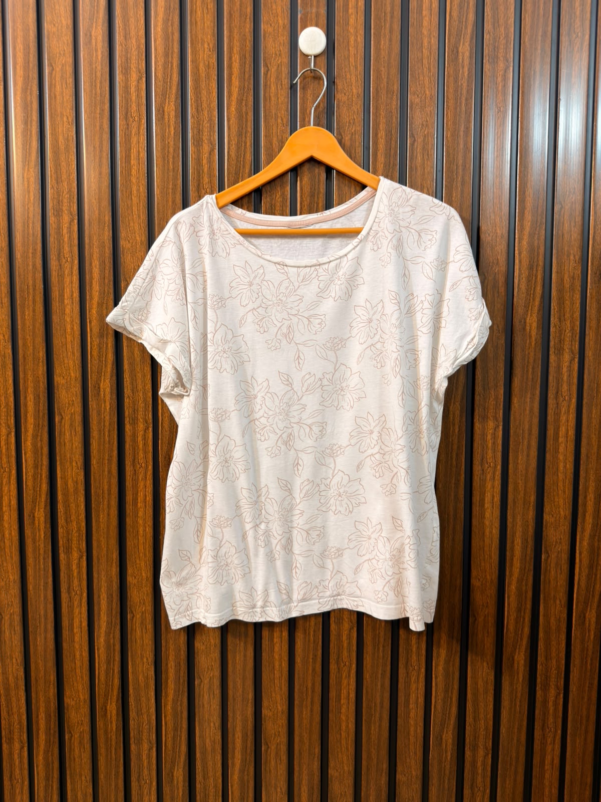 Chest 21  Lenght 24 Women's Comfort T-Shirt