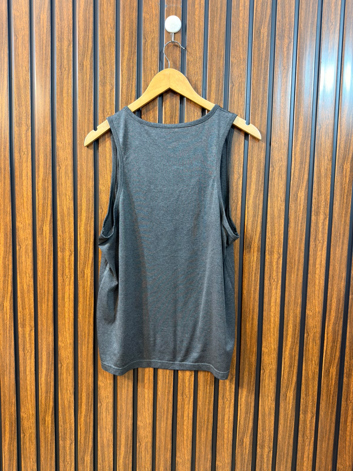 Chest 20  Length 23 Ladies Modern Tee