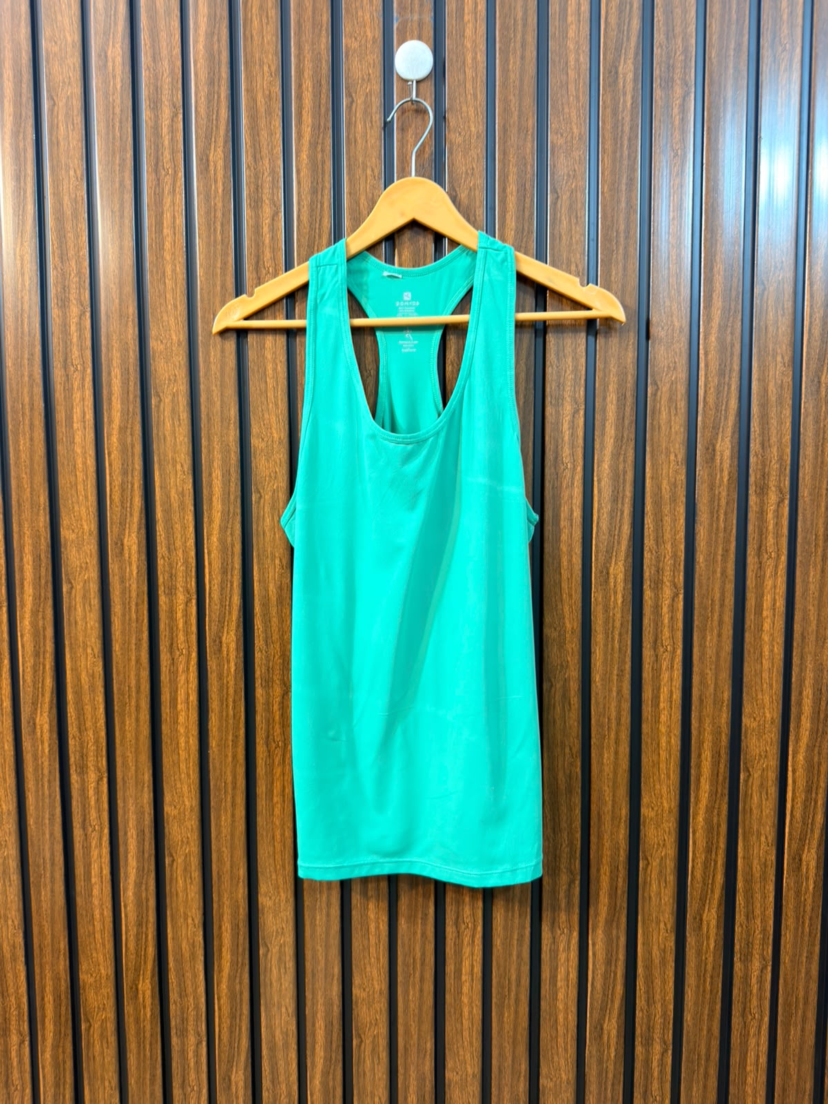 Chest 18  Length 23 Branded Fashion Tee