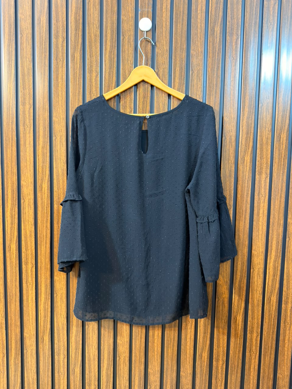 Chest 19  Lenght 25.5  Fabric chiffon Classic Women's Full Sleeve Top