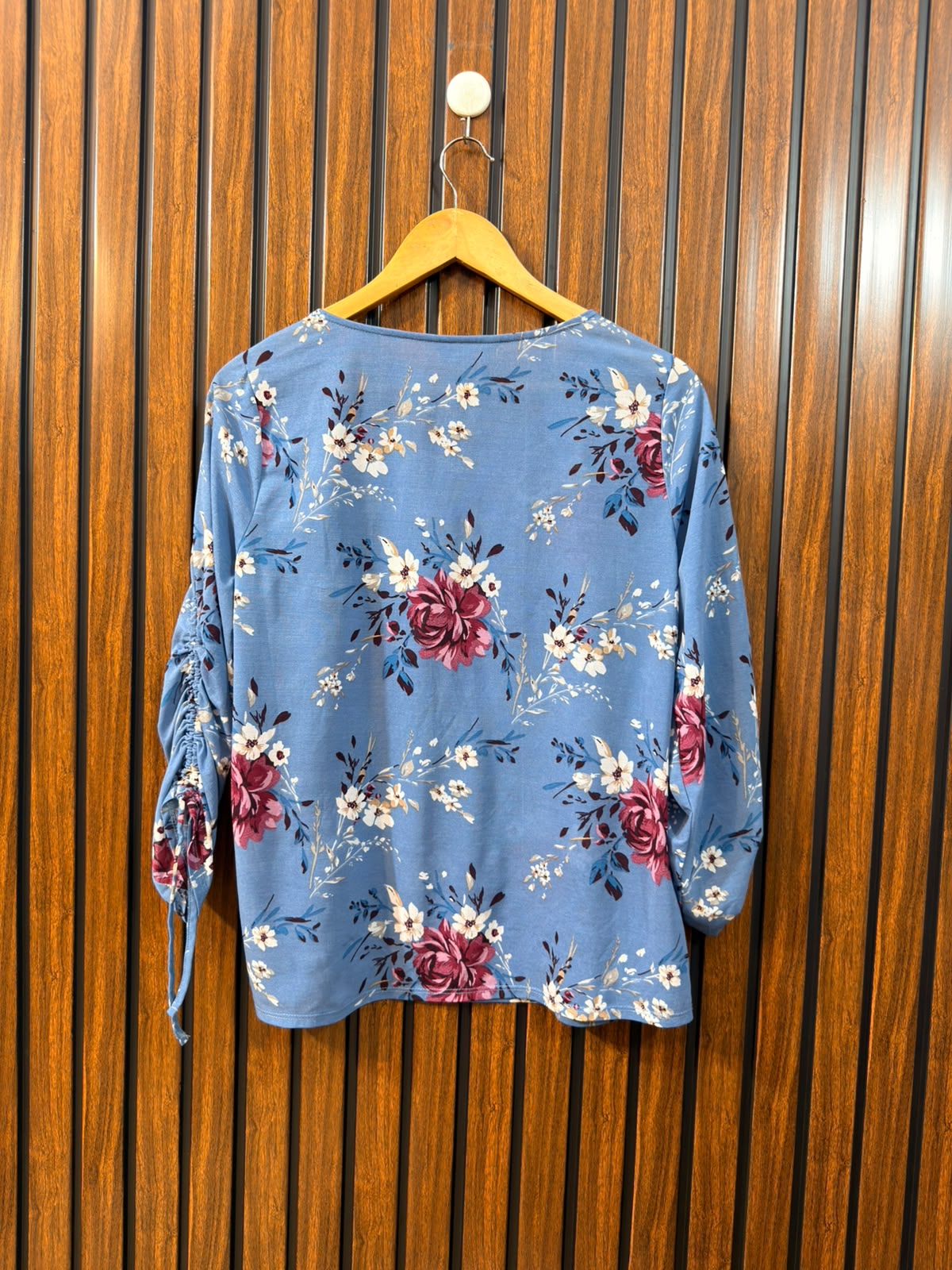 Chest 20  Lenght 23  Fabric silk jersey Trendy Women's Full Sleeve Top