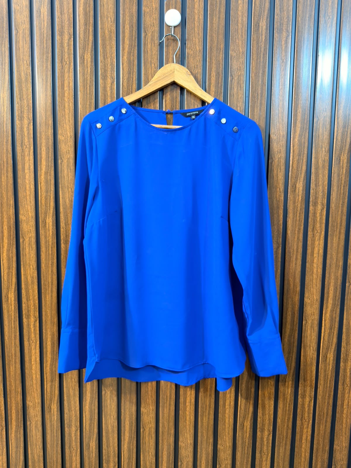 Chest 20  Lenght 26 to 27  Fabric chiffon Women's Everyday Full Sleeve Top
