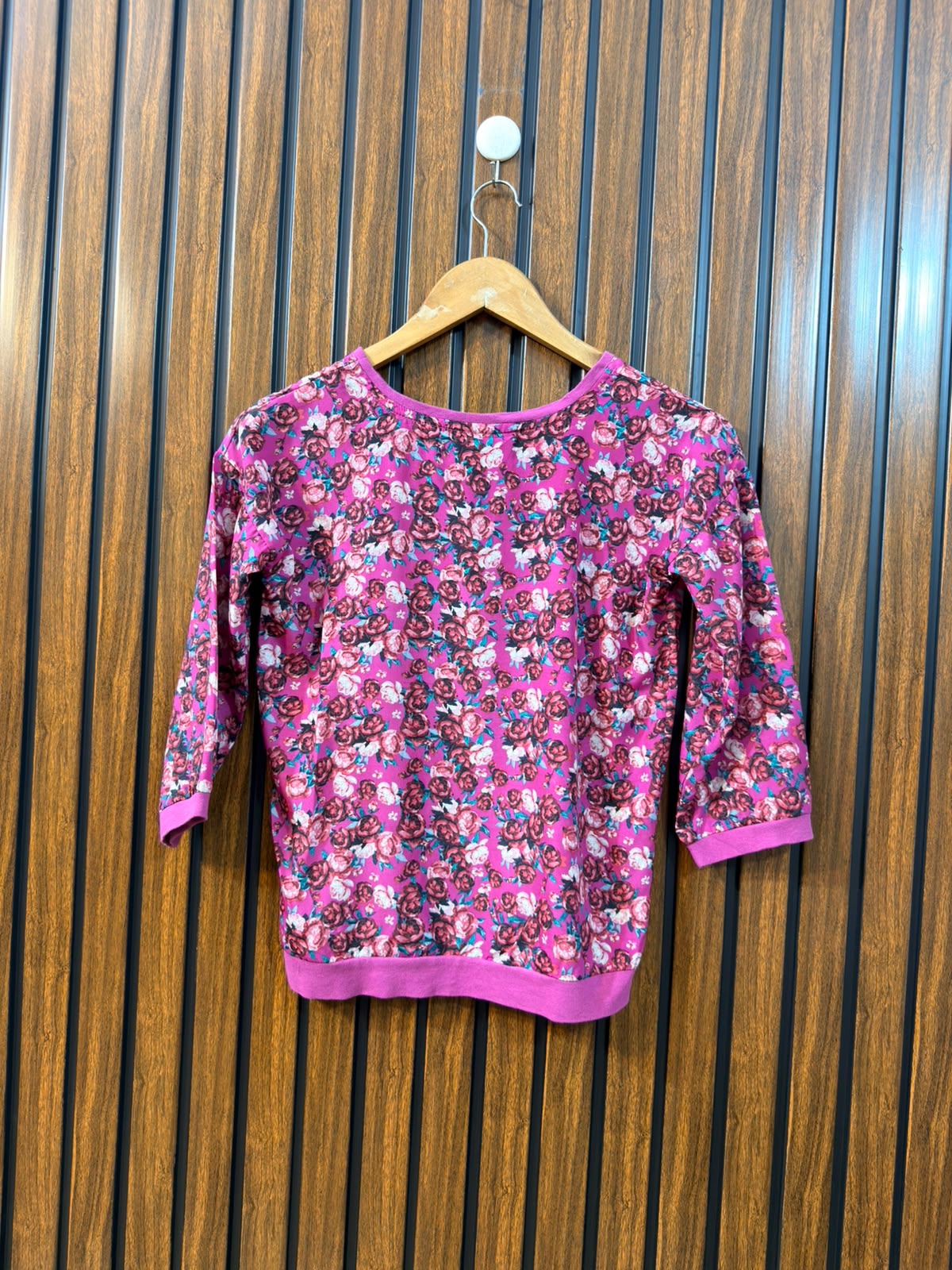 Chest 16  Lenght 20  Fabric Silk Women's Elegant Top