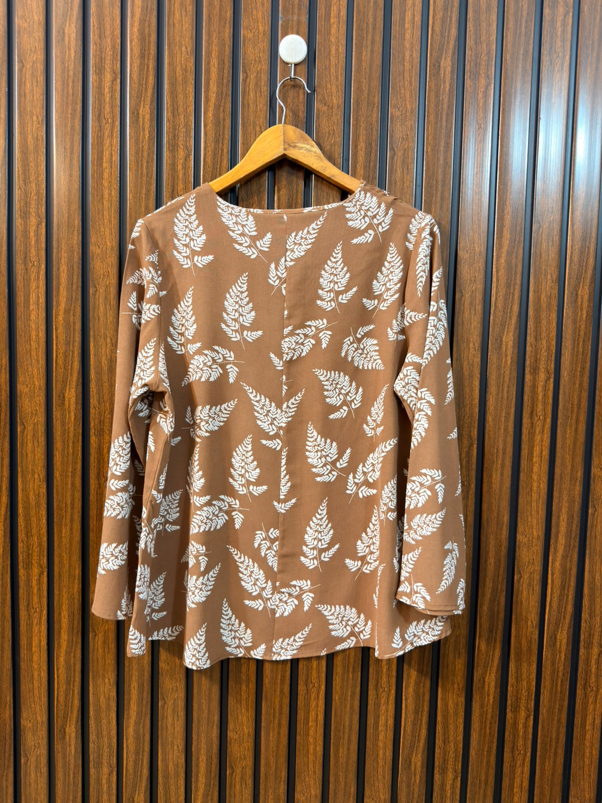 Chest 18  Lenght 25  Fabric Rayon Western Women's Top Collection
