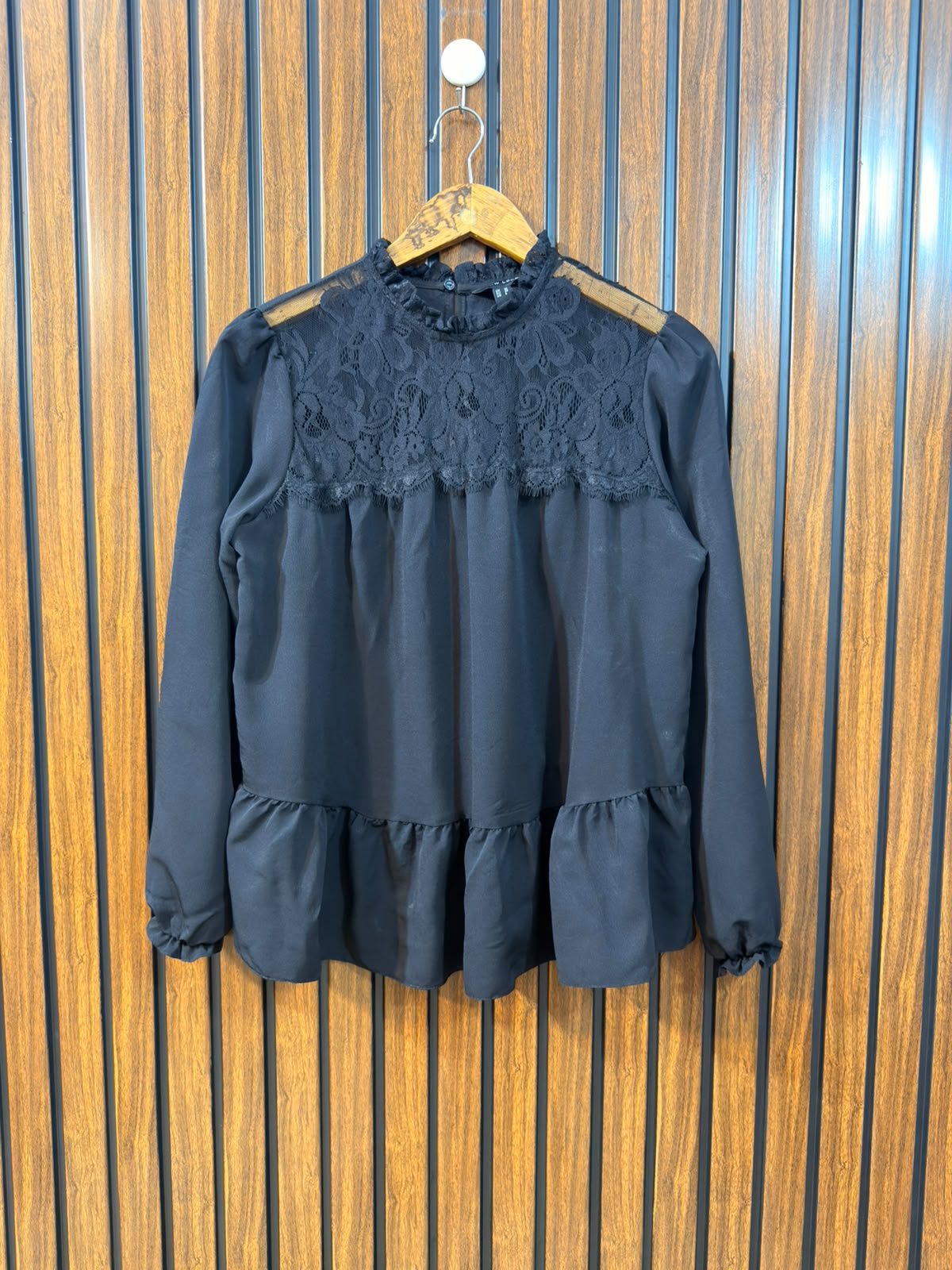 Chest 17  Lenght 24  Fabric Silk Premium Ladies' Top