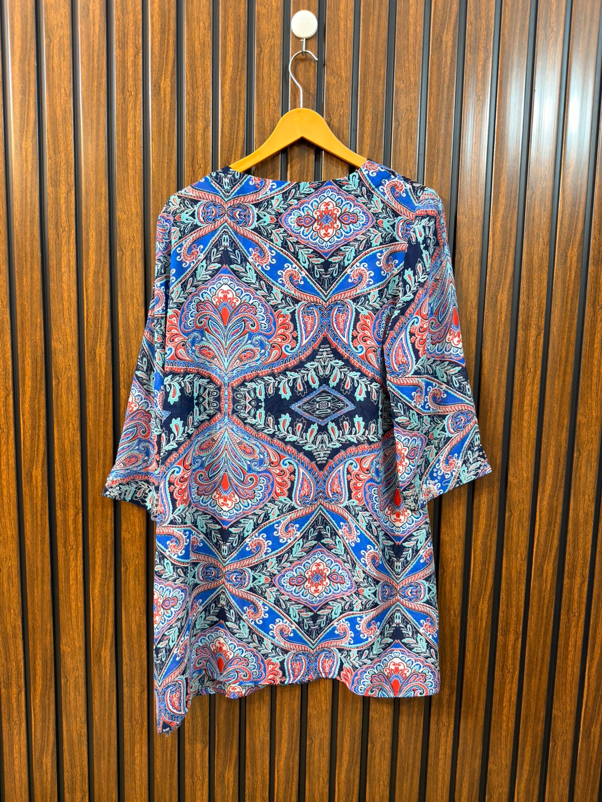 Chest 20  Lenght 32  Fabric Chiffon Women's Long Sleeve Top
