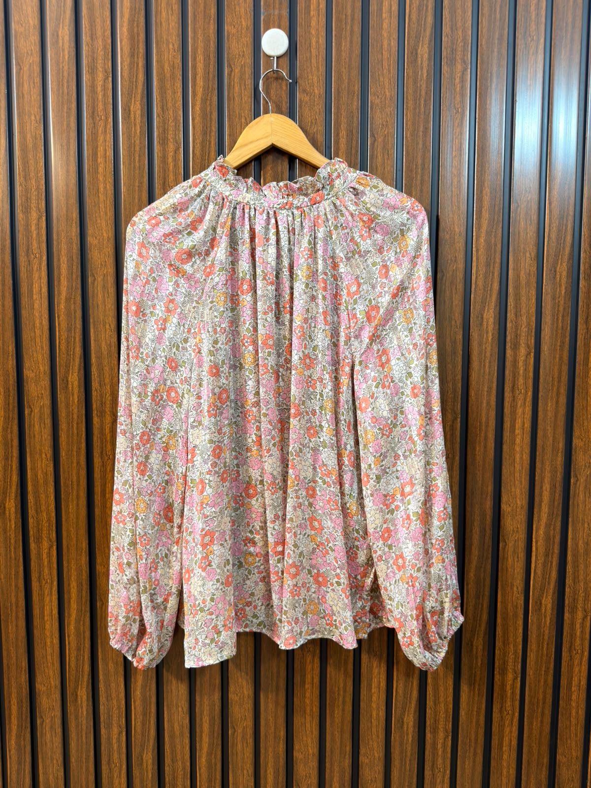 Chest 24  Lenght 26  Fabric Silk Women's Exclusive Top Collection