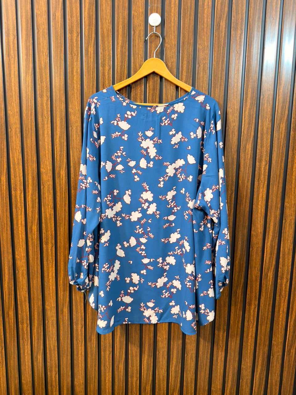 Chest 26  Lenght 30  Fabric Chiffon Imported Western Ladies' Top Collection