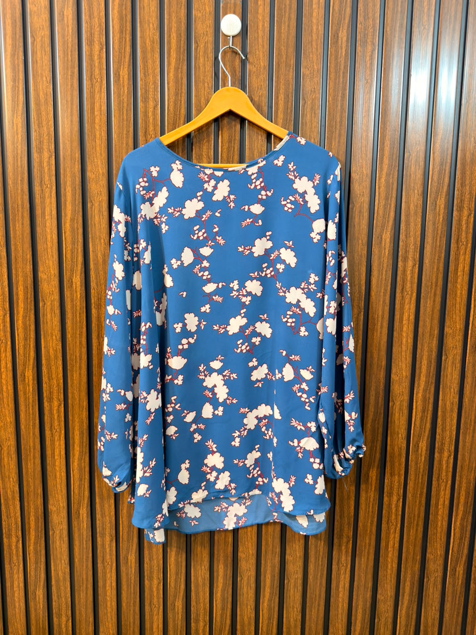 Chest 26  Lenght 30  Fabric Chiffon Imported Western Ladies' Top Collection