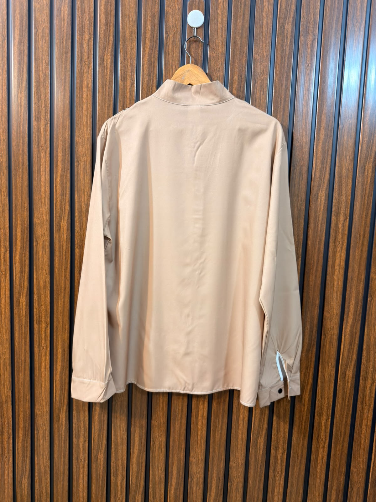 Chest 20.5  Lenght 27  Fabric Silk Branded Women's Everyday Top