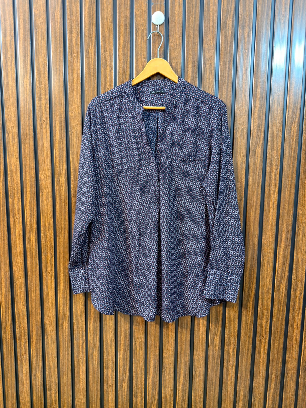 Chest 21  Lenght 28  Fabric Chiffon Imported Women's Everyday Top