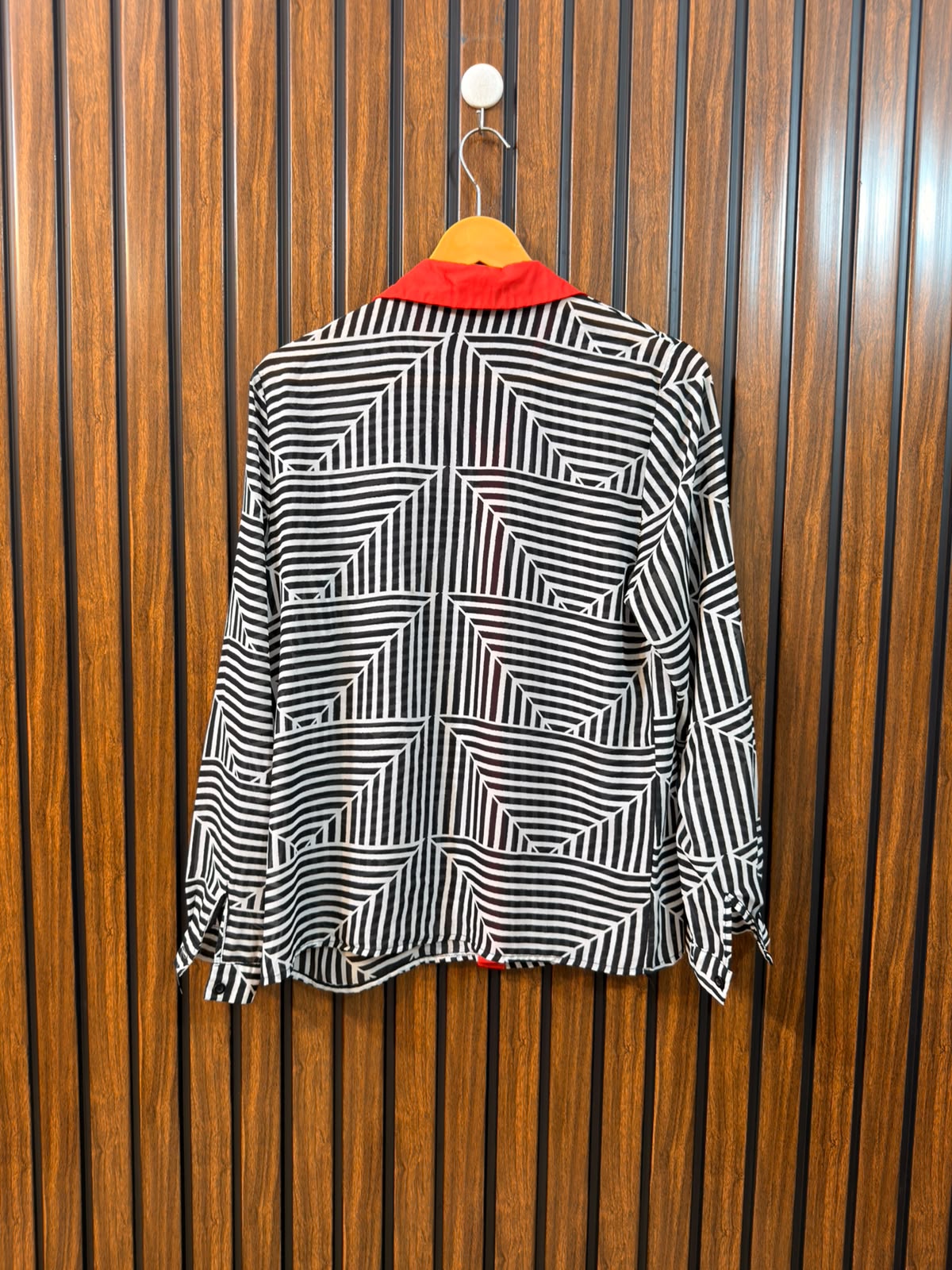Chest 17  Lenght 23  Fabric Chiffon Western Branded Ladies' Fashion Top
