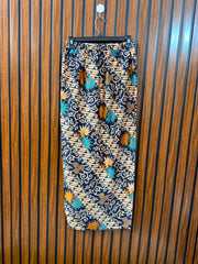 Waist 30  Length 36  Fabric Silk Women's Branded Skirt