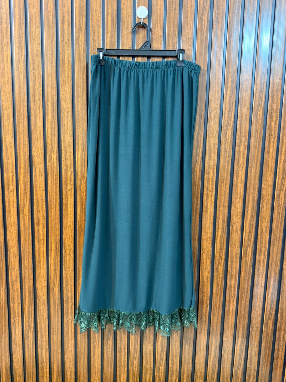 Waist 36  Length 38  Fabric Silk Jersey Waist 36  Length 34  Fabric Cotton Premium Western Skirt
