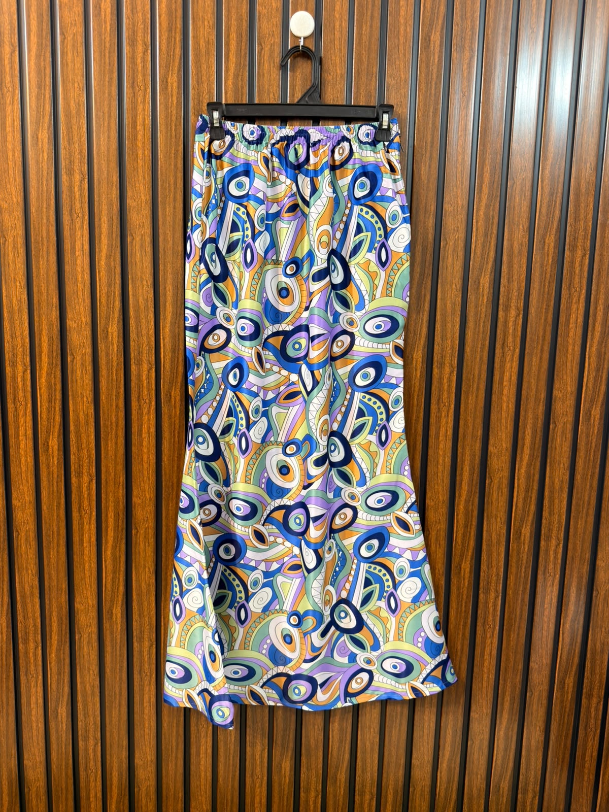Waist 28  Length 40  Fabric Silk Women's Luxury Skirt