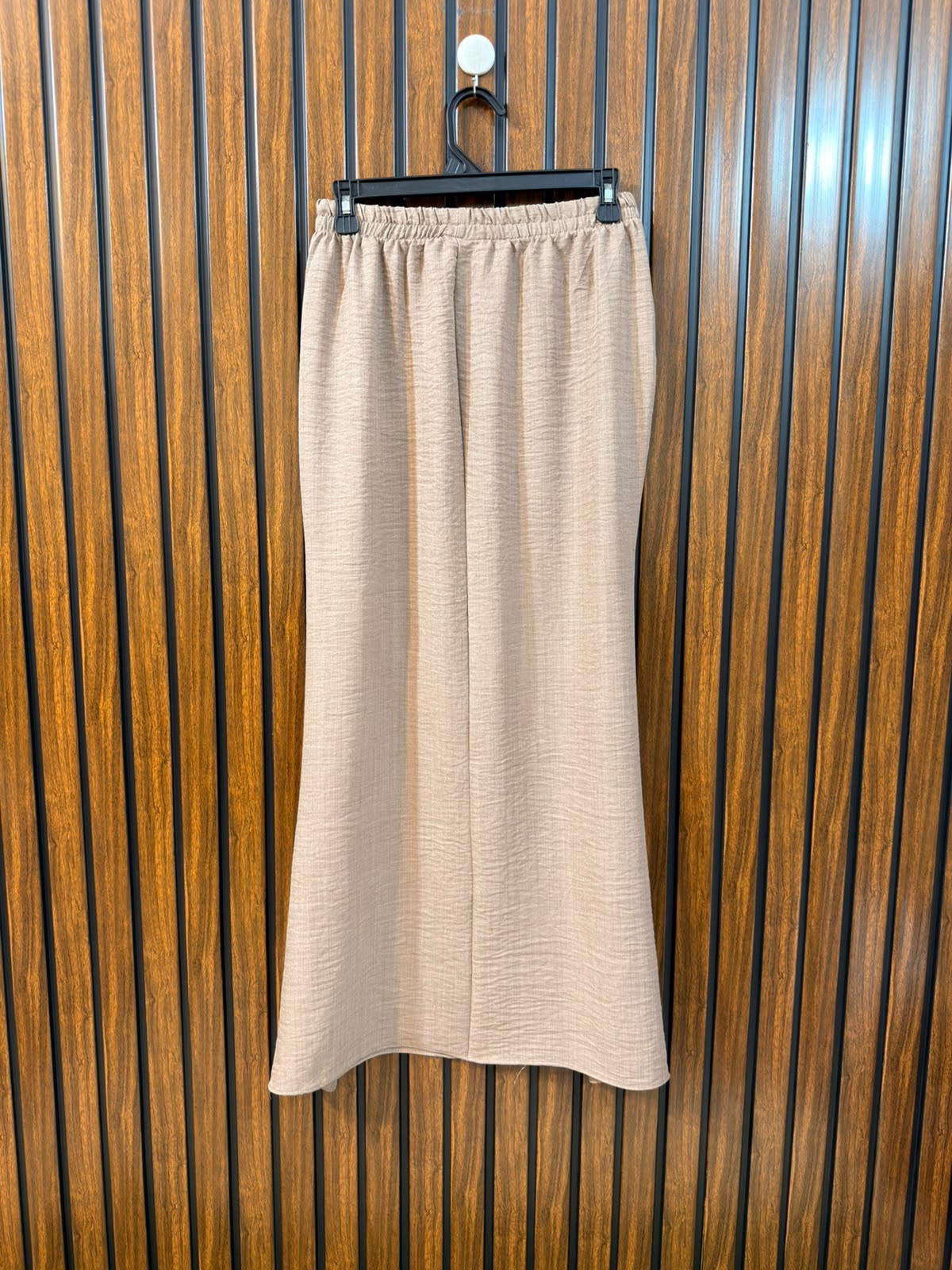 Waist 32  Length 37  Fabric Cotton Silk Women's Trend Collection Skirt