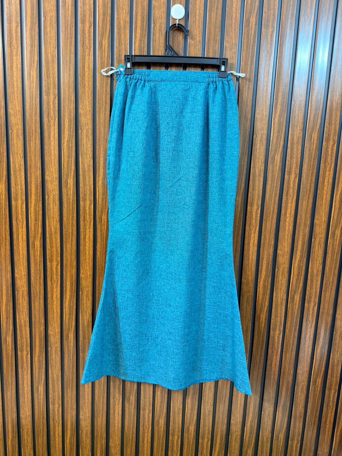 Waist 28  Length 38  Fabric Cotton Silk Women's New Arrival Skirt