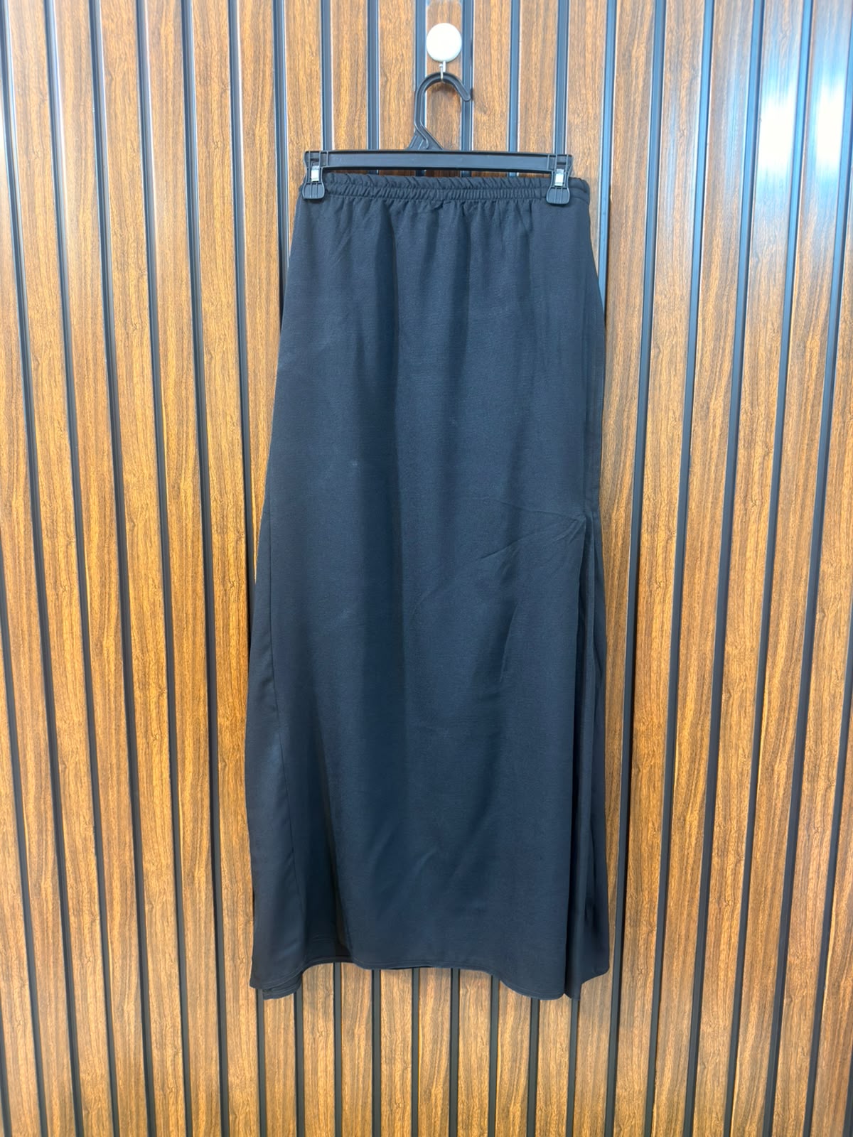 Waist 26  Length 39  Fabric Silk Women's Quality Skirt