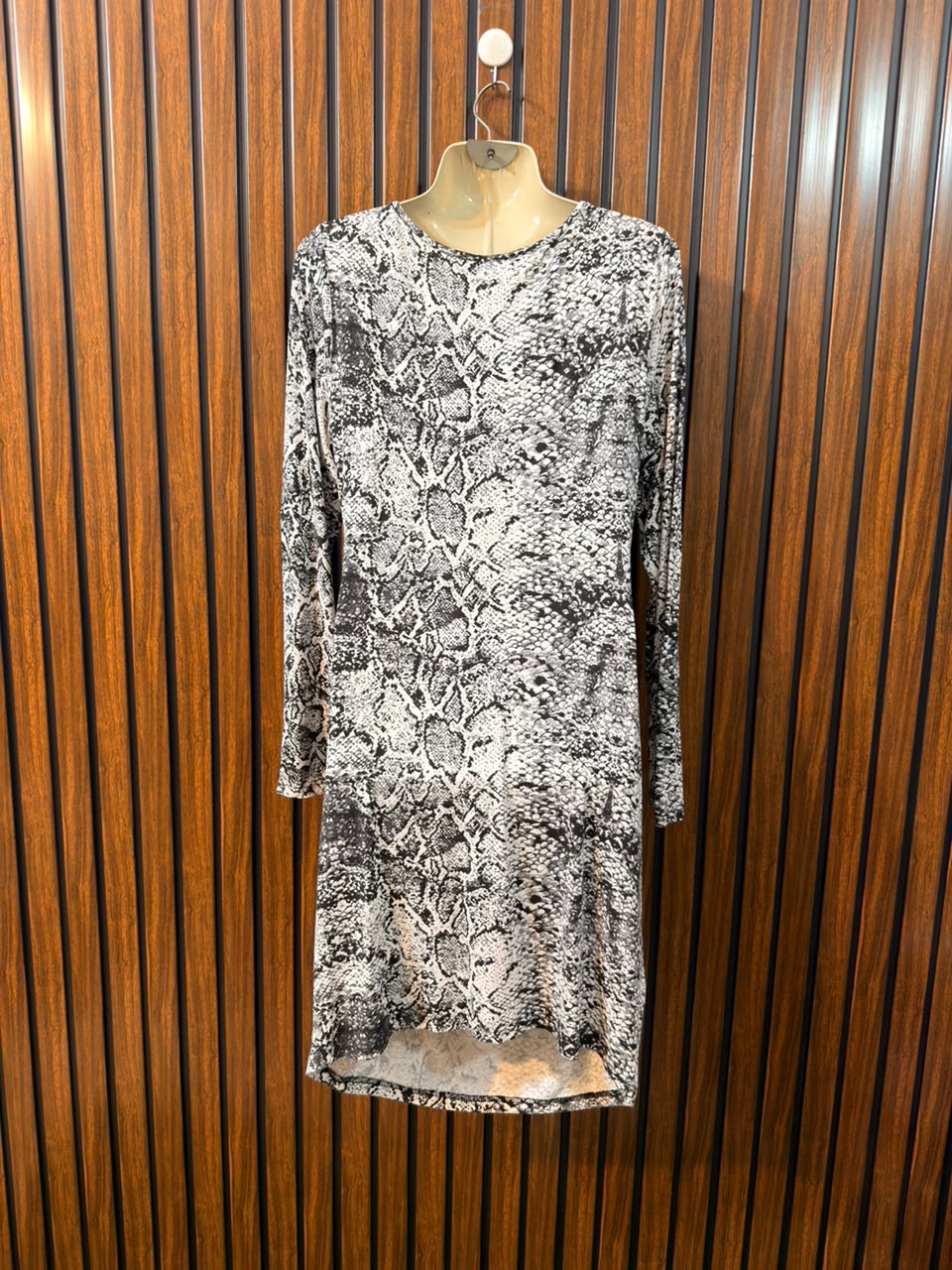 Chest 22  Lenght 39  Fabric silk jersey Imported Women's Party Wear Mini Dress