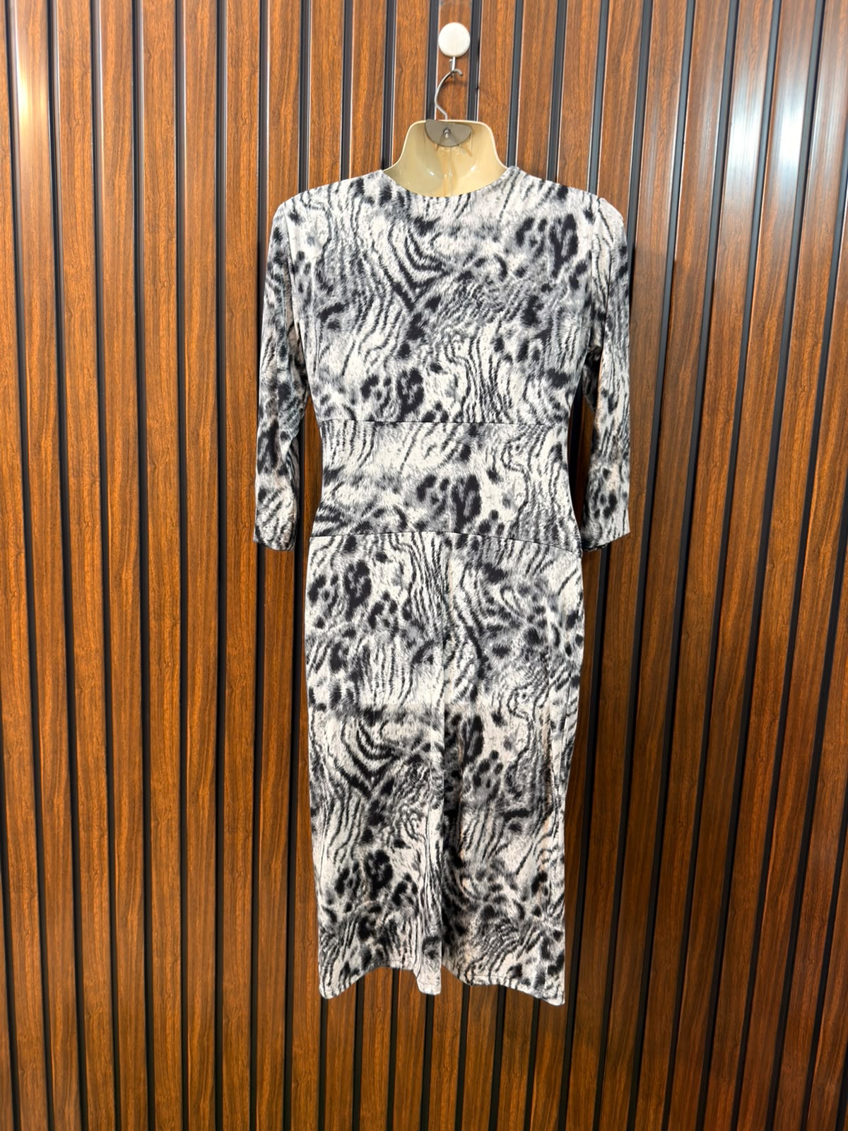 Chest 20  Lenght 37  Fabric silk jersey Branded Women's Evening Dress