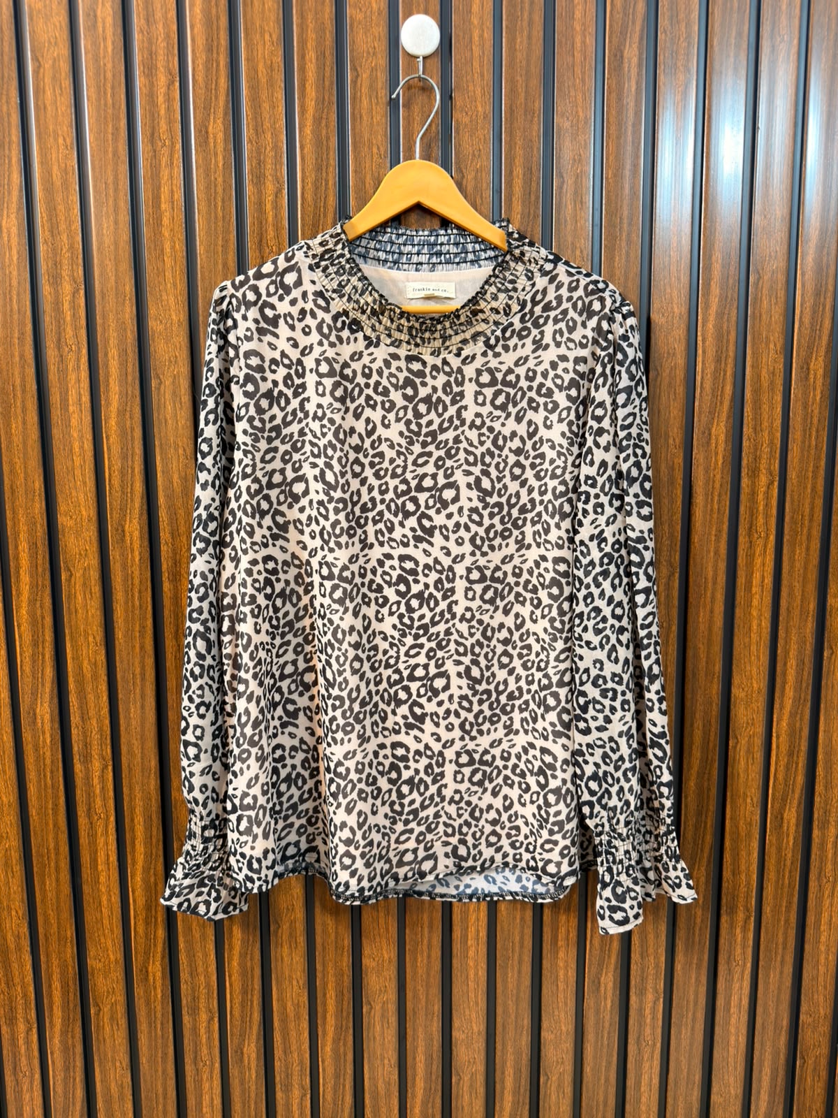 Chest 20  Lenght 26  Fabric Chiffon Women’s Full Sleeve Daily Top