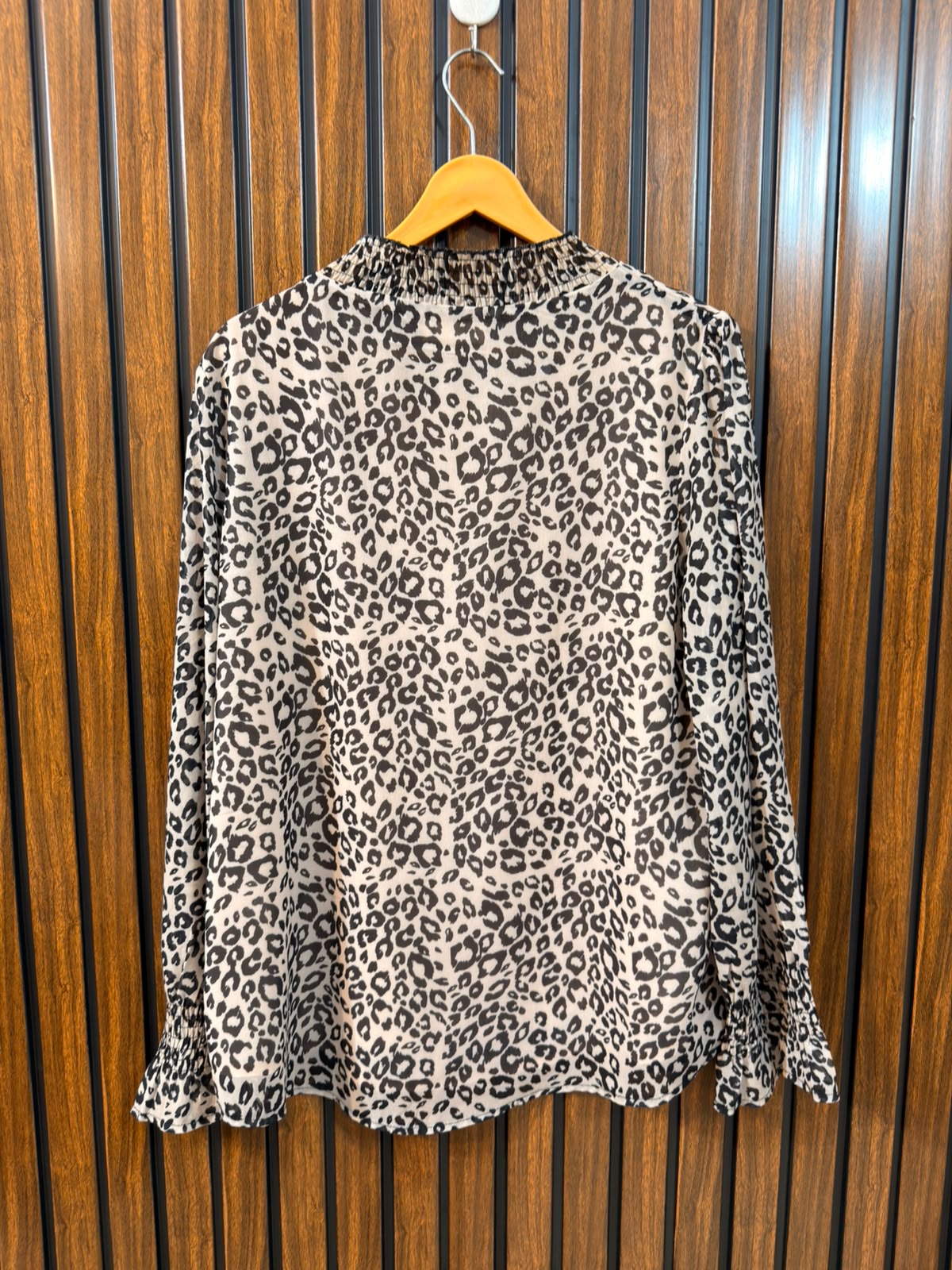 Chest 20  Lenght 26  Fabric Chiffon Women’s Full Sleeve Daily Top