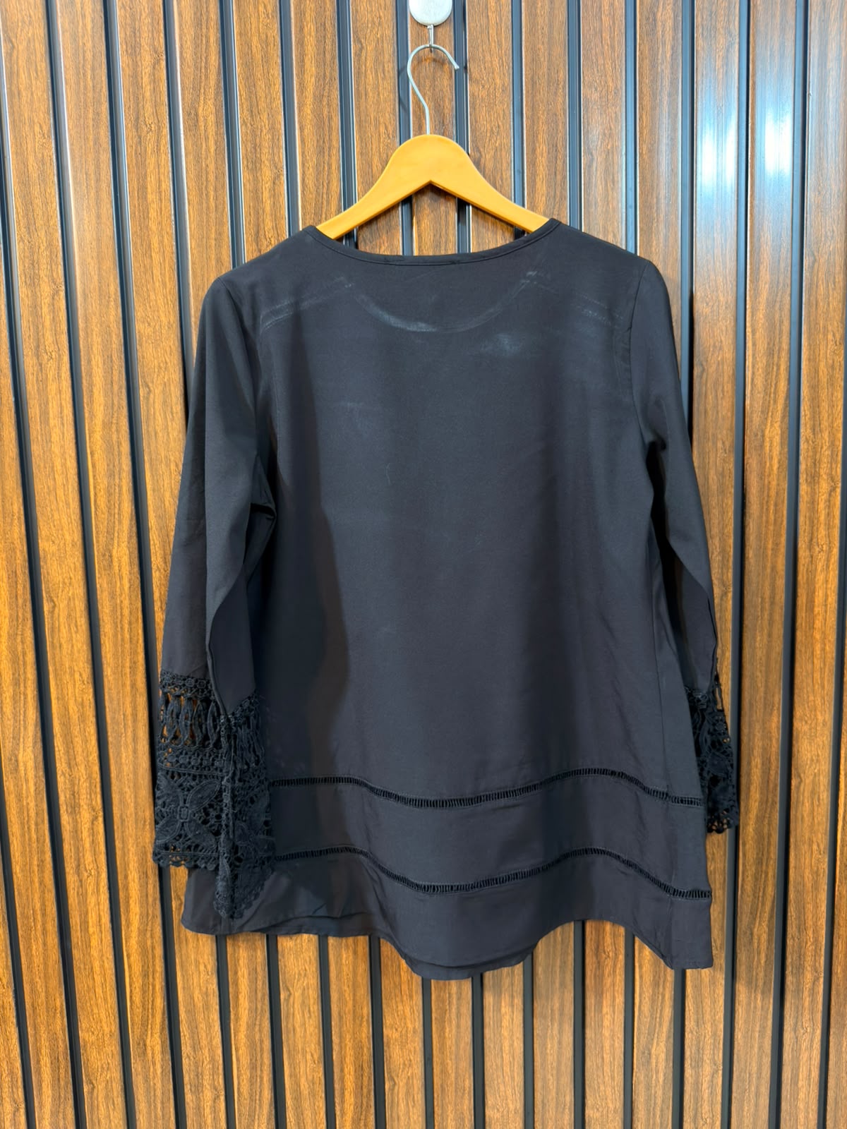 Chest 17  Lenght 26  Fabric Silk Women’s Branded Full Sleeve Wear