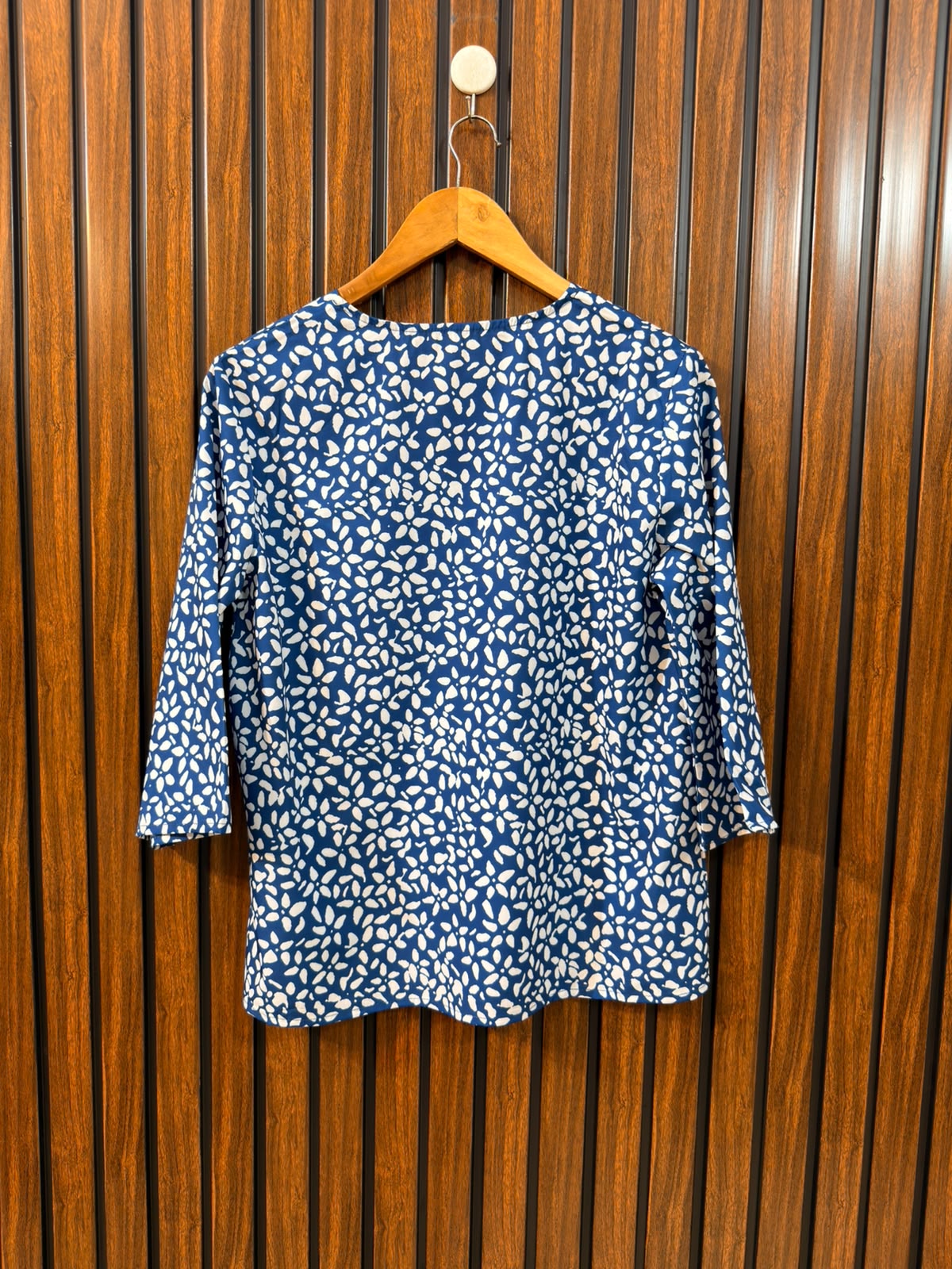 Chest 18  Lenght 23  Fabric Silk Ladies Full Sleeve Western Top
