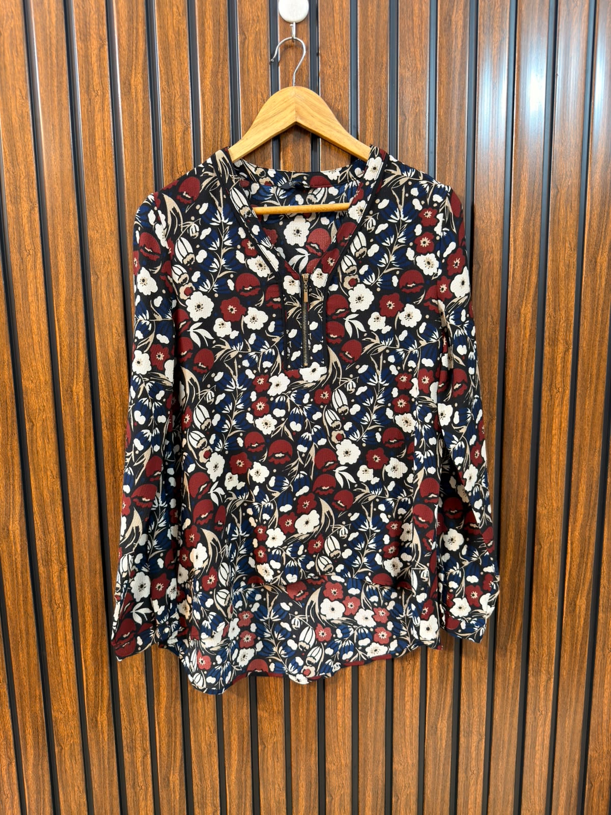 Chest 17  Lenght 24 To 28  Fabric Chiffon Women’s Branded Full Sleeve Collection