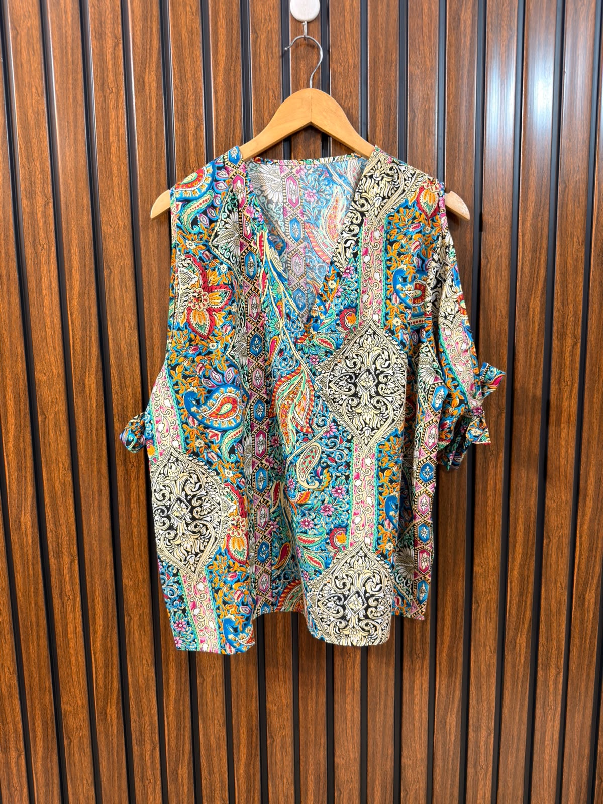 Chest 20  Lenght 24  Fabric Silk Women’s Stylish Top