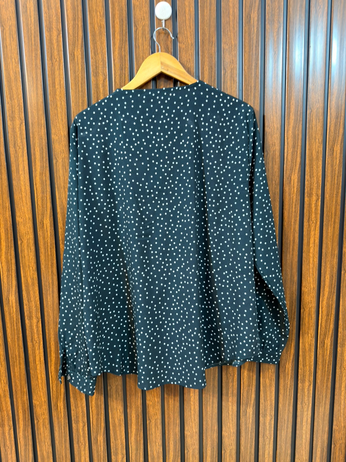 Chest 22  Lenght 28  Fabric Silk Ladies Branded Western Top
